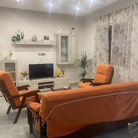 ניקולוסי La Pigna Casa Vacanza מראה חיצוני תמונה